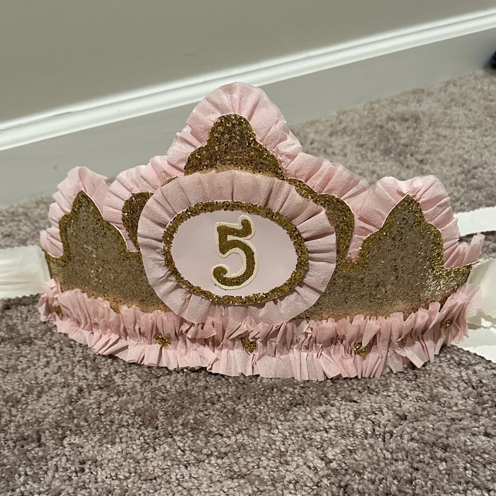 Pink & Gold Birthday Crow. with Number 5